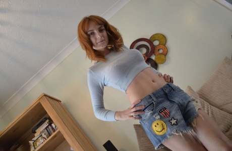 desperate amateurs redhead beautiful xxx pic