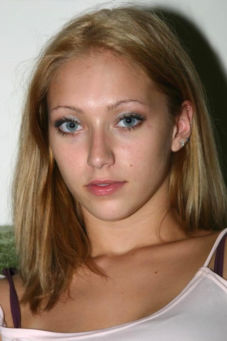 Joey Hart porn actress image