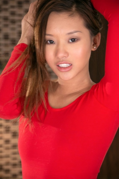 Alina Li high quality pornstar pics